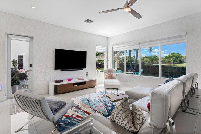 16881 Rose Apple Drive, Delray Beach, FL 33445