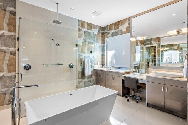 16881 Rose Apple Drive, Delray Beach, FL 33445