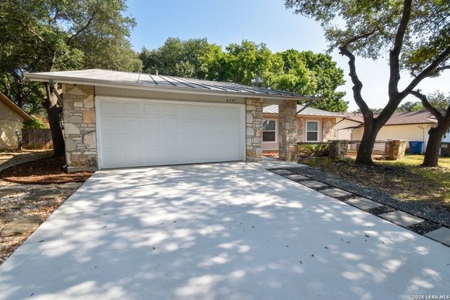 6107 WILLOWRIDGE LN, San Antonio, TX 78249