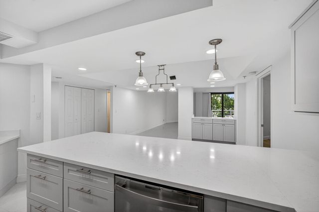 176 Helios Drive 209, Jupiter, FL 33477