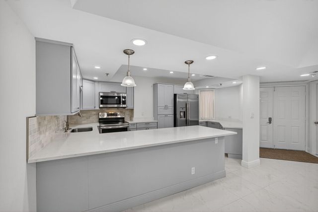 176 Helios Drive 209, Jupiter, FL 33477