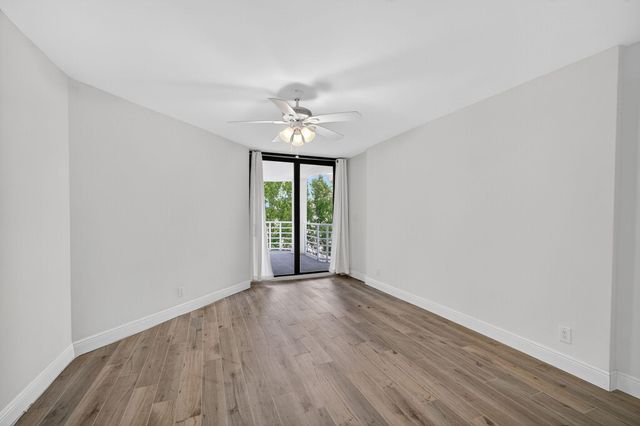 176 Helios Drive 209, Jupiter, FL 33477