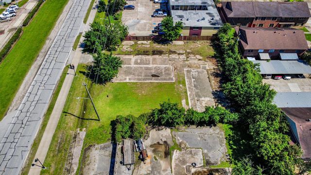 3031 Highway 146, La Porte, TX 77571