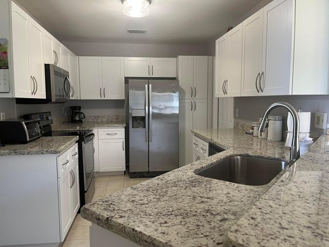 902 Ocean Dunes Circle, Jupiter, FL 33477