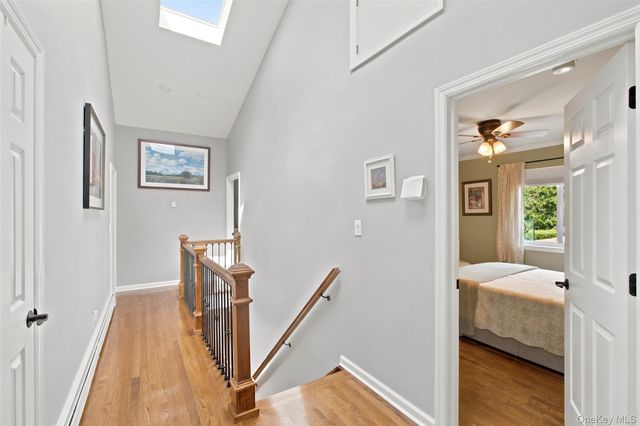 17 Lower Road, Smithtown, NY 11787
