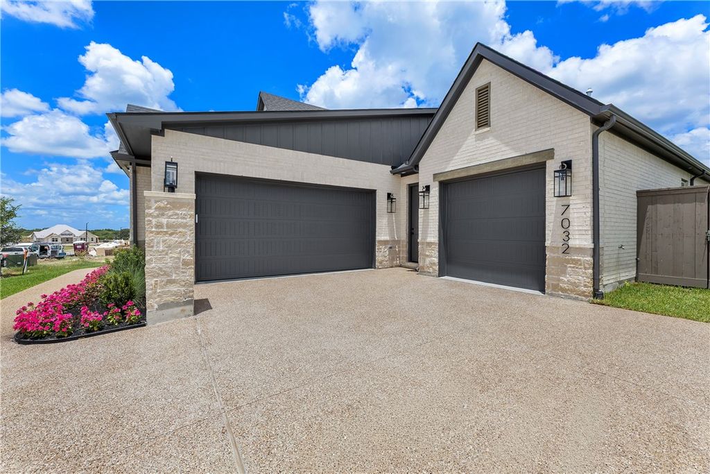 7032 Skipping Rock Path, Bryan, TX 77808 — photo 2