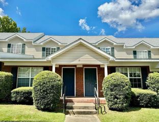 2738 W Tharpe St Apt 1801, Tallahassee, FL 32303