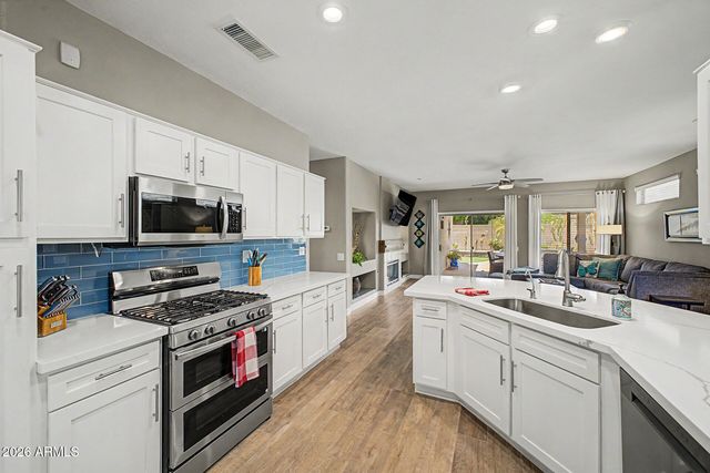 17210 N FIRESTONE Lane, Surprise, AZ 85374