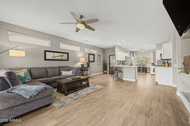 17210 N FIRESTONE Lane, Surprise, AZ 85374