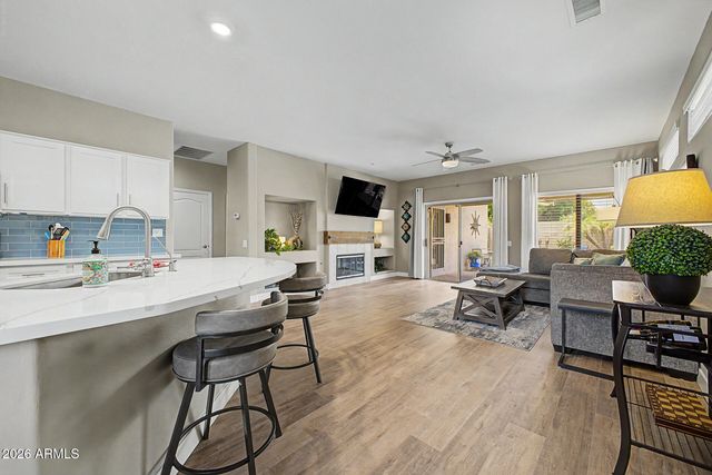 17210 N FIRESTONE Lane, Surprise, AZ 85374