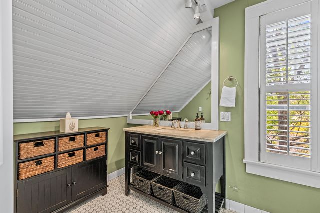 1109 Highland Drive, Chattanooga, TN 37405