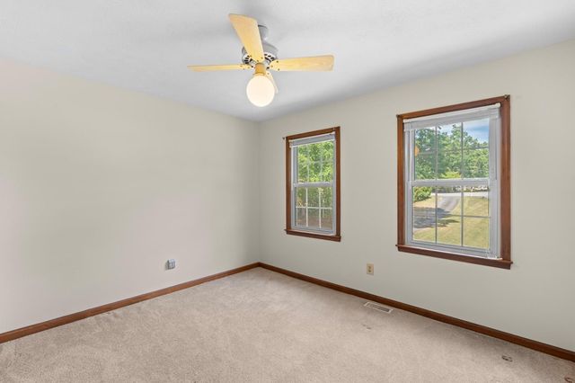 210 Heritage Farm Lane, Fayetteville, GA 30215