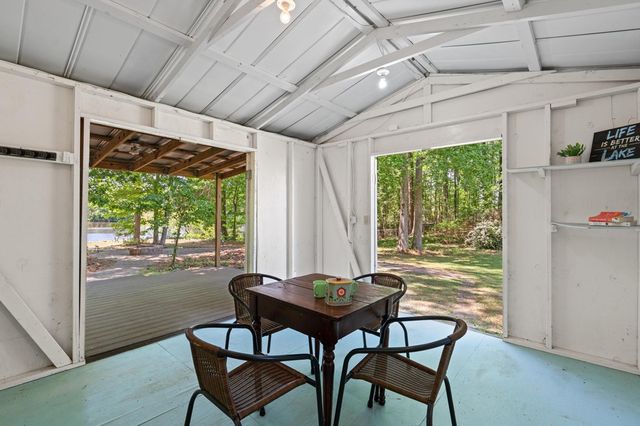 210 Heritage Farm Lane, Fayetteville, GA 30215