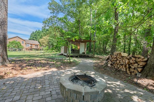 210 Heritage Farm Lane, Fayetteville, GA 30215