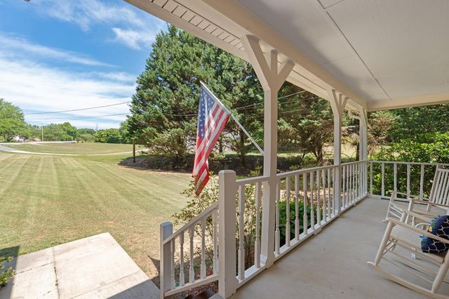 210 Heritage Farm Lane, Fayetteville, GA 30215