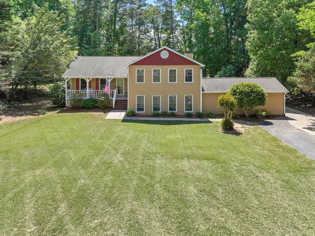 210 Heritage Farm Lane, Fayetteville, GA 30215