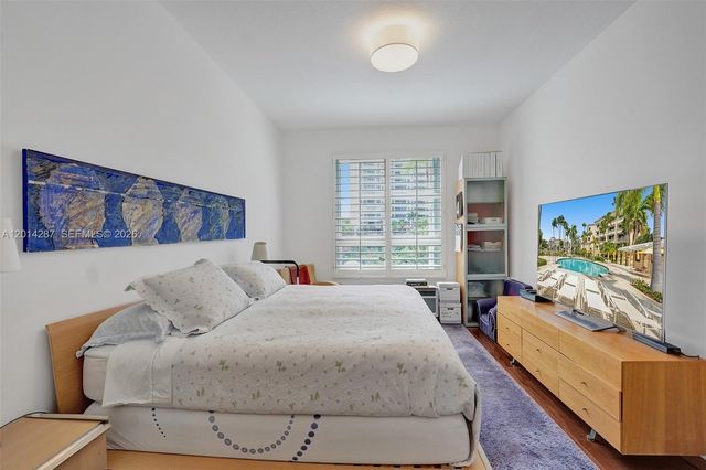 715 Crandon Blvd 406, Key Biscayne, FL 33149