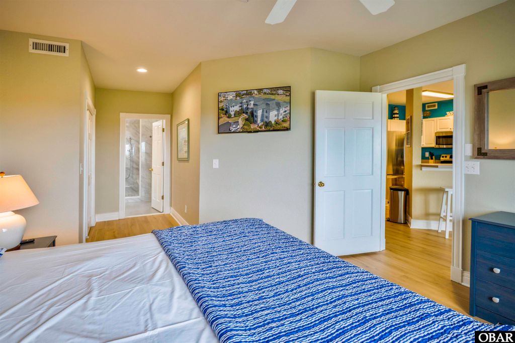 Image 12 of property listing at 655 Sand and Sea Court unit H #523, Corolla, NC 27927