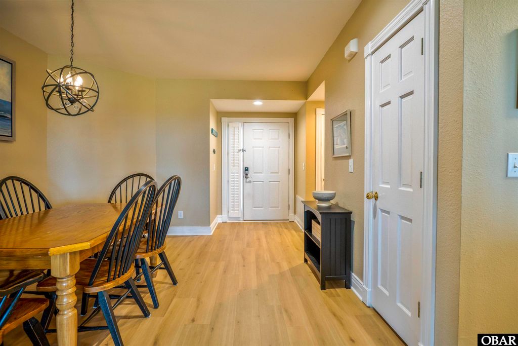 Image 5 of property listing at 655 Sand and Sea Court unit H #523, Corolla, NC 27927