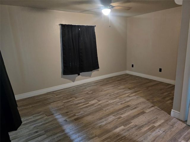 1015 N Rangeline Street, Tecumseh, OK 74873