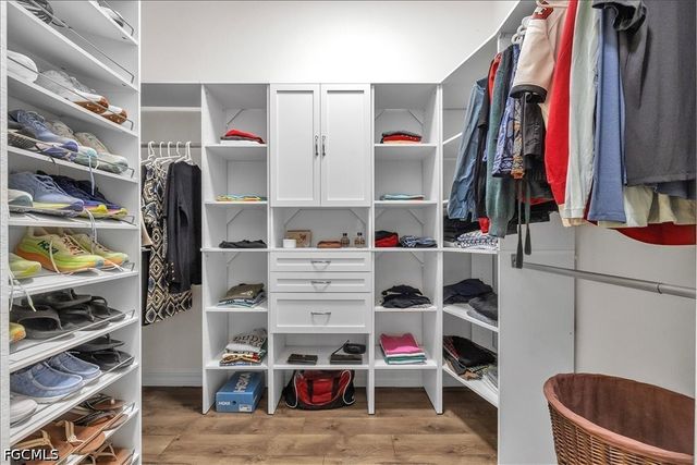 1313 SE 29th TER, Cape Coral, FL 33904