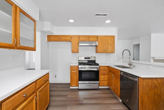 330 Carousel Drive, Vallejo, CA 94589