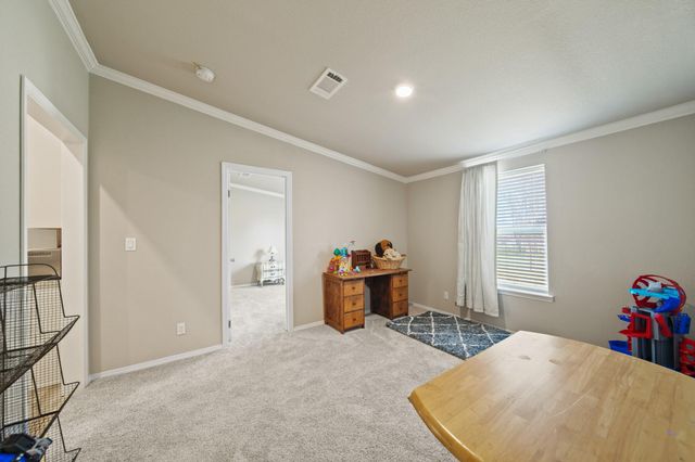 8870 Hart Lane, Sealy, TX 77474