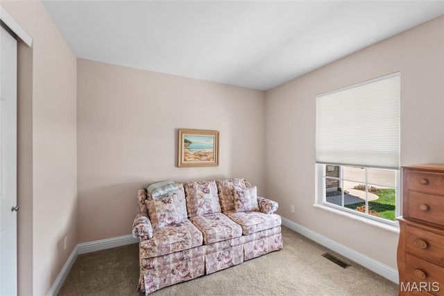 500 Micahs Way, Columbia, IL 62236