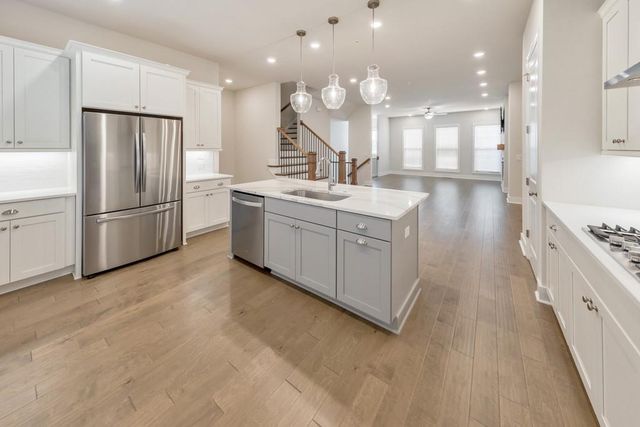 413 Bishop Lane, Woodstock, GA 30188