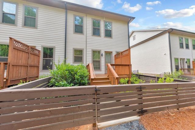 413 Bishop Lane, Woodstock, GA 30188