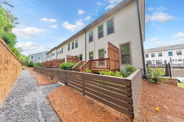 413 Bishop Lane, Woodstock, GA 30188