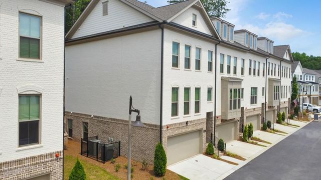 413 Bishop Lane, Woodstock, GA 30188