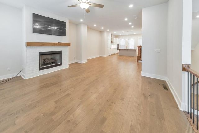 413 Bishop Lane, Woodstock, GA 30188