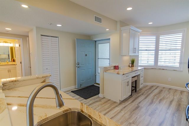7974 SAILBOAT KEY BOULEVARD S 402, South Pasadena, FL 33707