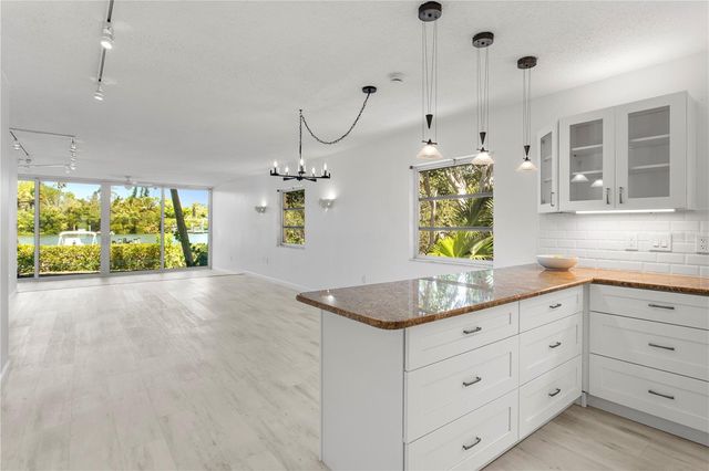 6700 GULF OF MEXICO DRIVE 117, Longboat Key, FL 34228