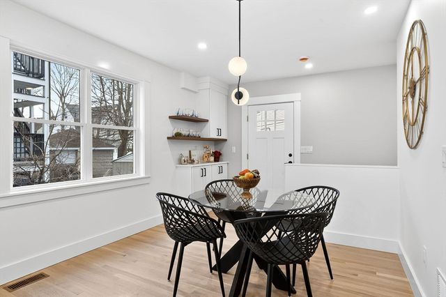 29 Laurel 29, Watertown, MA 02472