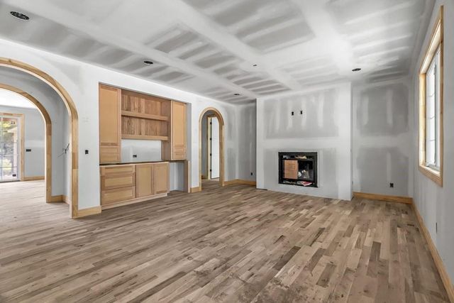 2615 W 47th Terrace, Westwood, KS 66205