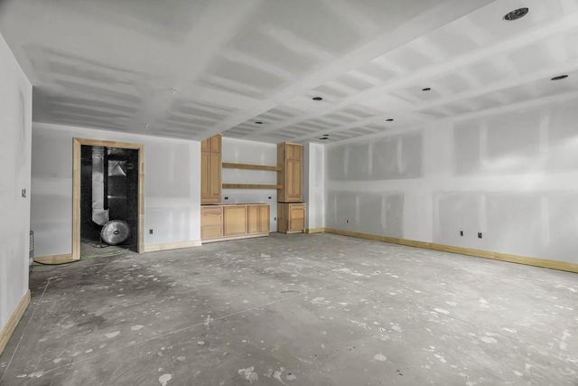 2615 W 47th Terrace, Westwood, KS 66205