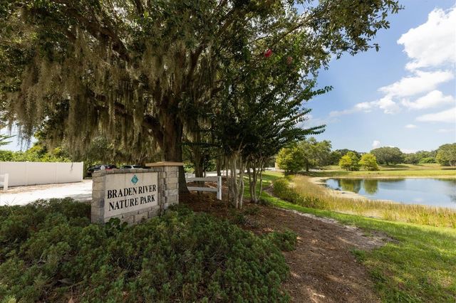 11709 CLUBHOUSE DRIVE, Lakewood Ranch, FL 34202