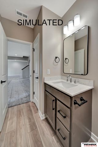 958 W Avondale Street, Lincoln, NE 68523