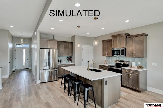 958 W Avondale Street, Lincoln, NE 68523