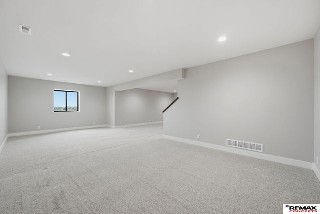 958 W Avondale Street, Lincoln, NE 68523