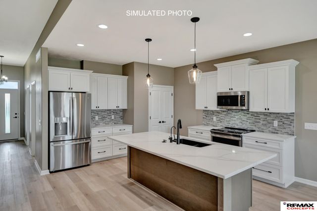 958 W Avondale Street, Lincoln, NE 68523