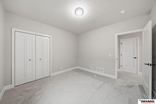 958 W Avondale Street, Lincoln, NE 68523