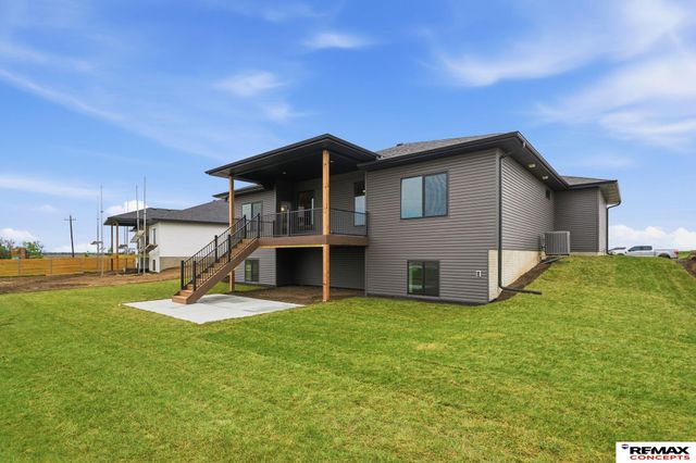958 W Avondale Street, Lincoln, NE 68523
