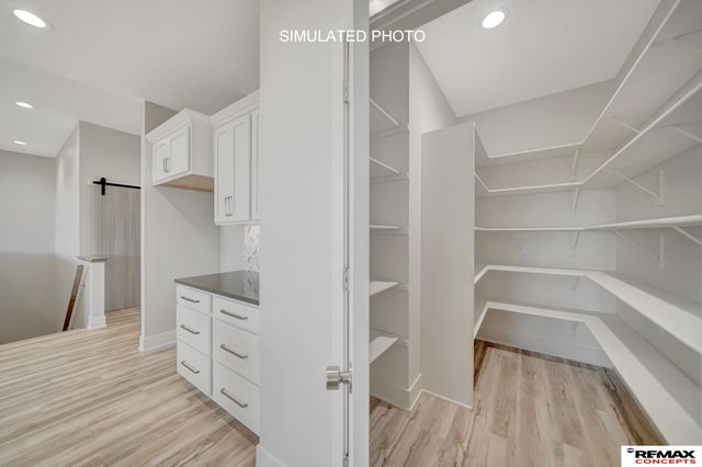 958 W Avondale Street, Lincoln, NE 68523