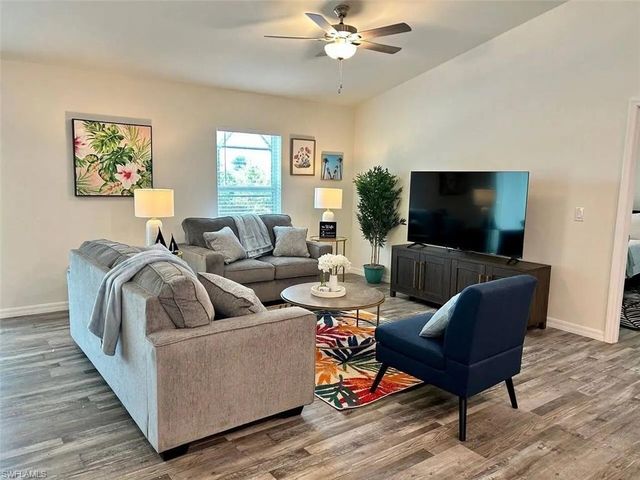 2716 NW Embers TER, Cape Coral, FL 33993