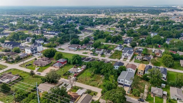 3552 Nathaniel Brown Street, Houston, TX 77021