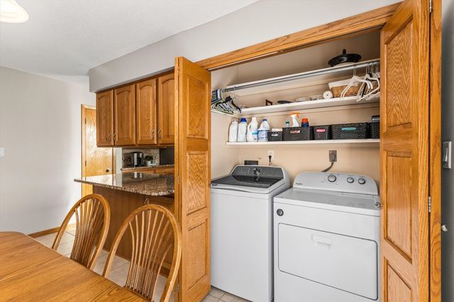 4416 74th Street, Urbandale, IA 50322