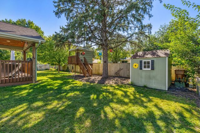 4416 74th Street, Urbandale, IA 50322